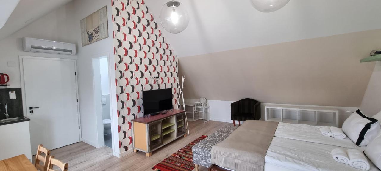 Vankoska Apartman Тихань Екстер'єр фото