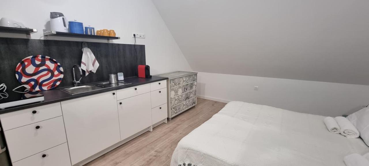 Vankoska Apartman Тихань Екстер'єр фото